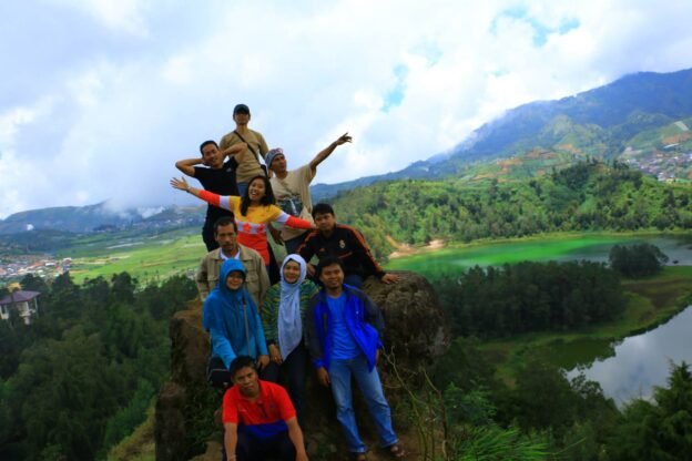 2 hari 1 malam ke dieng
